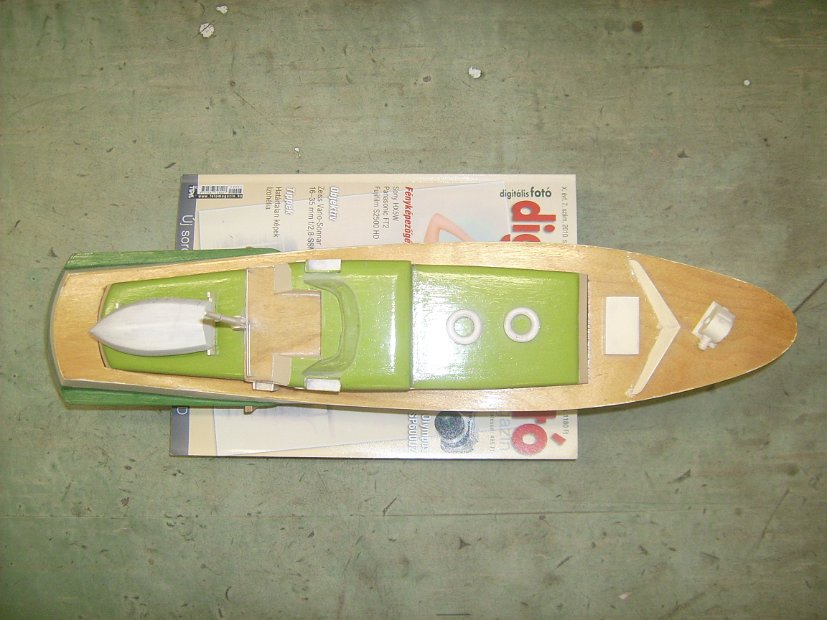 32  003